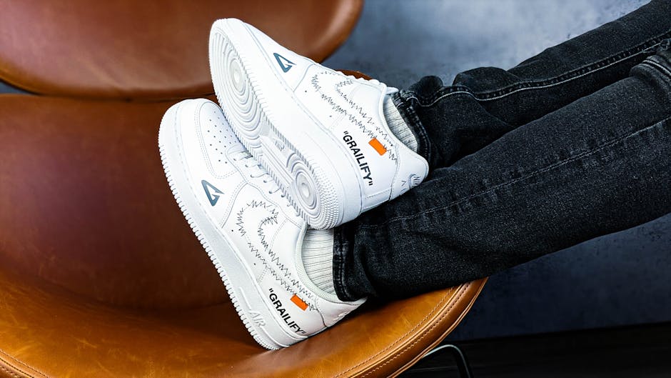 Active footwear for mobility training